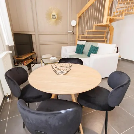 Le Cosy Glam - Duplex Centre-ville Secteur Pieton * Wifi * Calme *