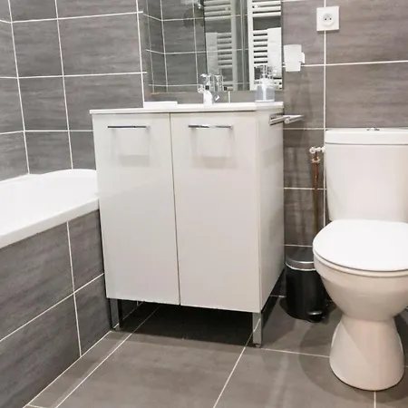 Duplex Cosy Glam Au Centre-ville Secteur Pieton * Wifi * Calme Apartmán *