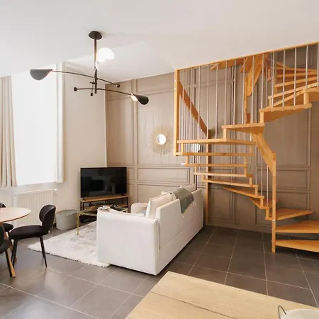 Duplex Cosy Glam Au Centre-ville Secteur Pieton * Wifi * Calme Apartmán *