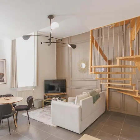 Duplex Cosy Glam Au Centre-ville Secteur Pieton * Wifi * Calme *