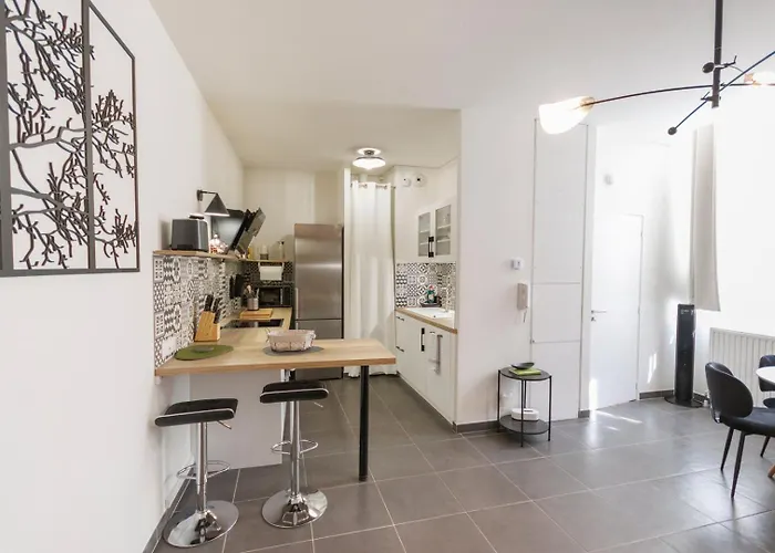 Le Cosy Glam - Duplex Centre-ville Secteur Pieton * Wifi * Calme *